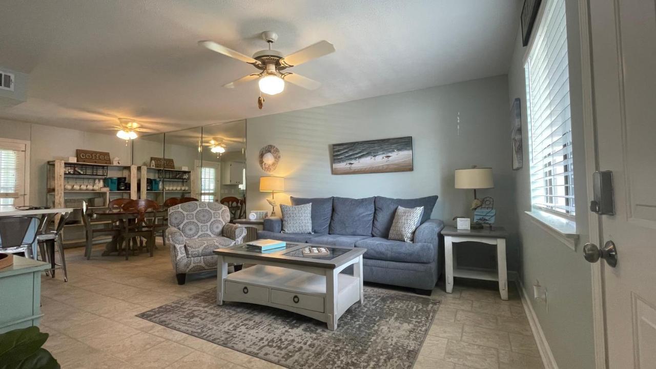 Sunny Daze, Desirable Kid Friendly Resort, 3 Minute Walk To The Beach, Resort Beachside Pool & Restaurant Panama City Beach Eksteriør bilde